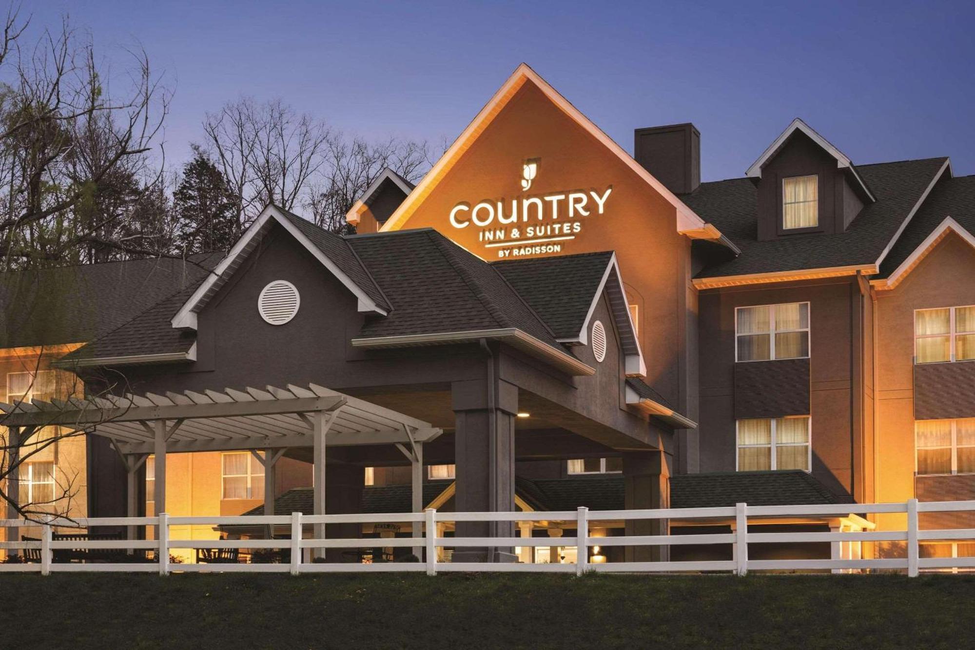 Country & By Radisson, Chattanooga-lookout Mountain Hotel 3*
